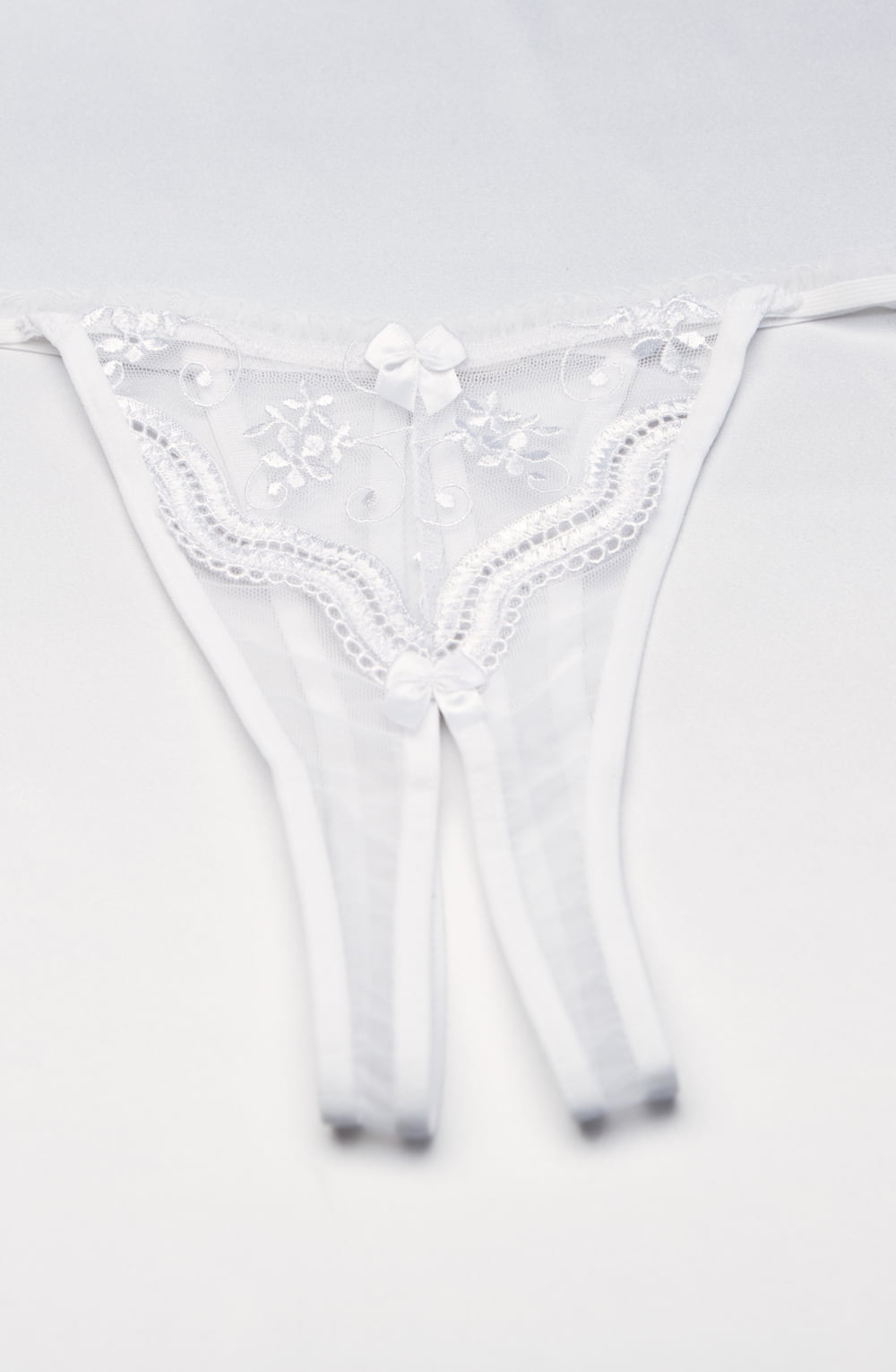 Shirley of Hollywood 10 Thong White - Divine Silk
